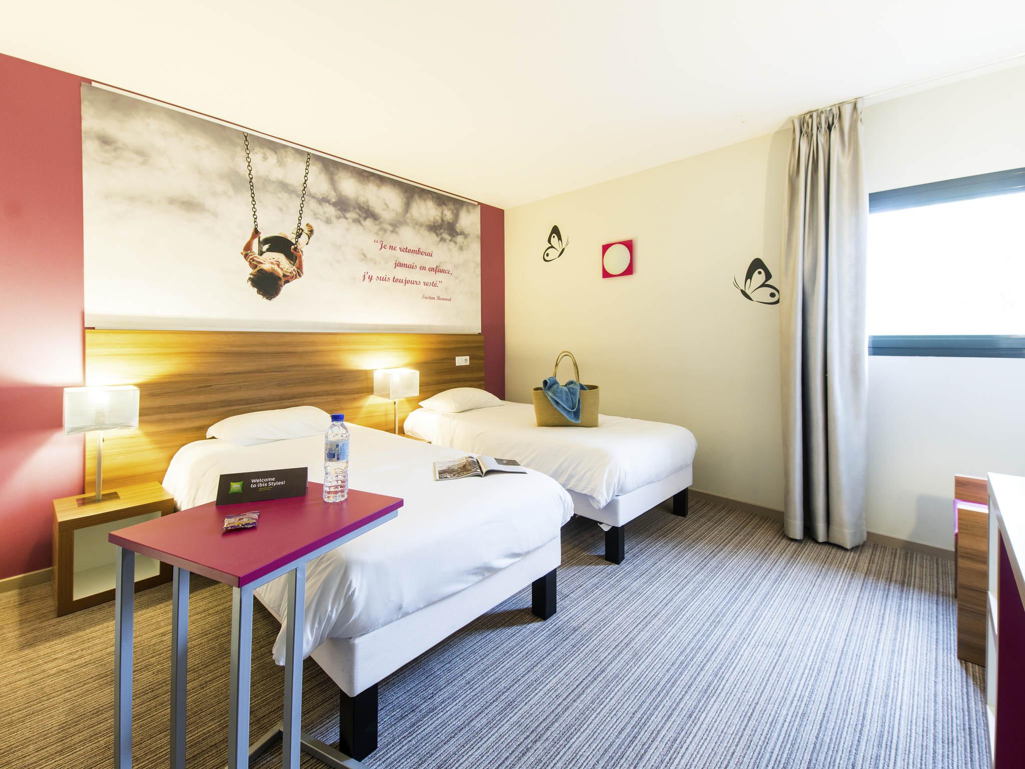 Hotel Ibis Styles Castres Castres  Exterior foto