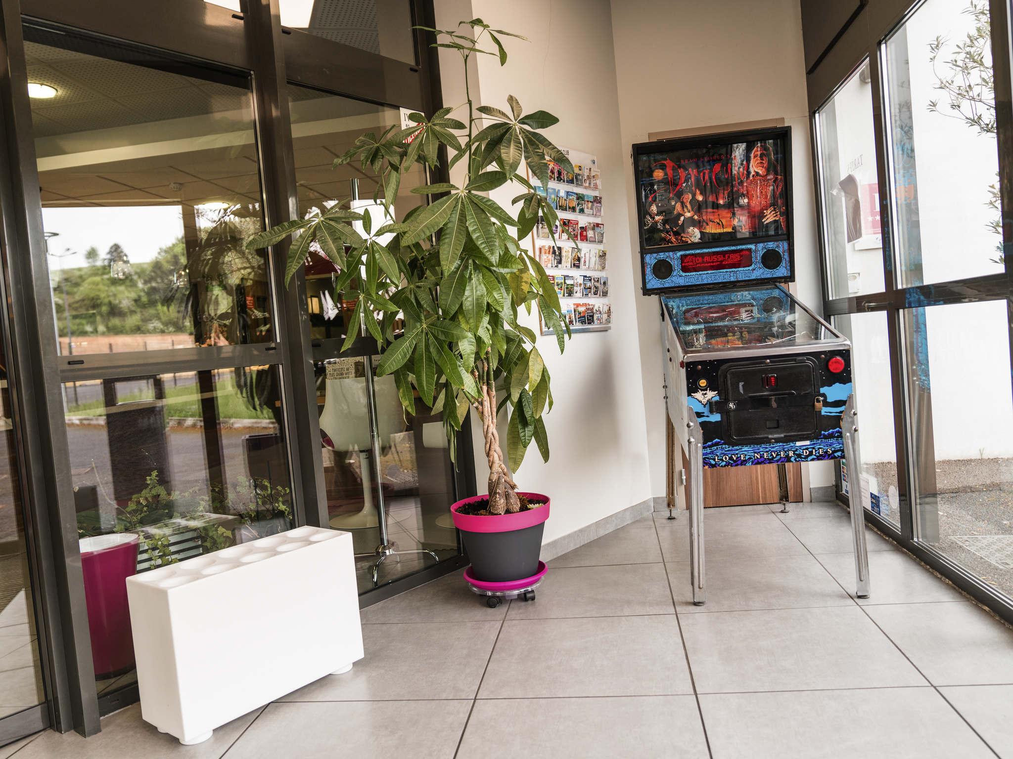 Hotel Ibis Styles Castres Castres  Exterior foto